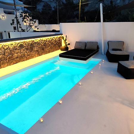 The Magic Luxury Cave Suites Vóthon 外观 照片