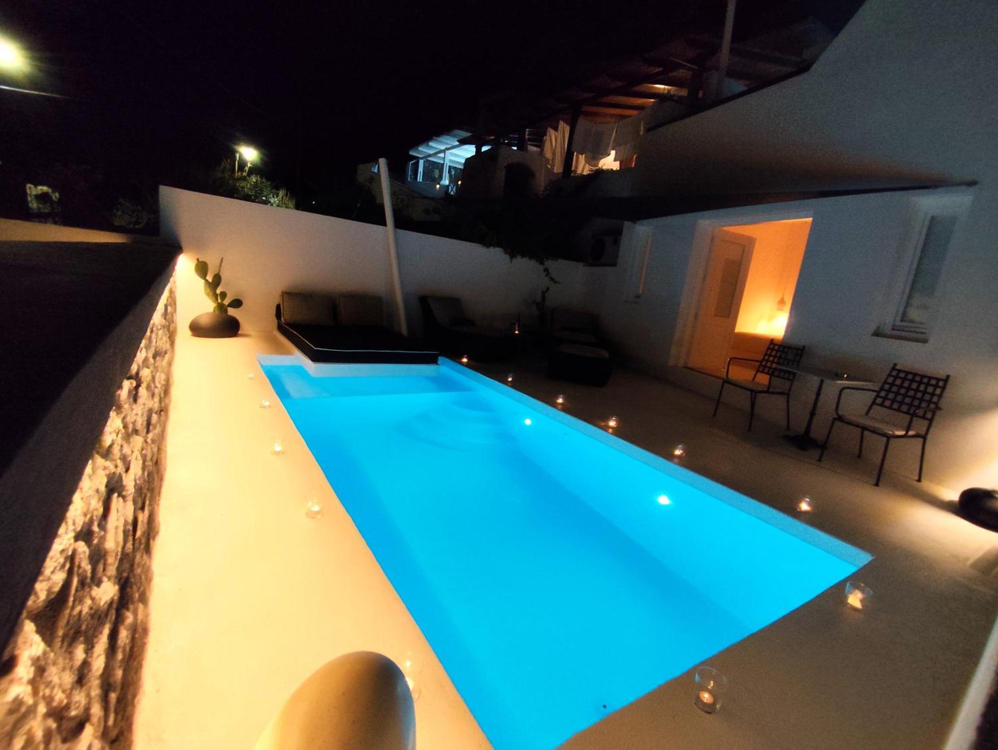 The Magic Luxury Cave Suites Vóthon 外观 照片