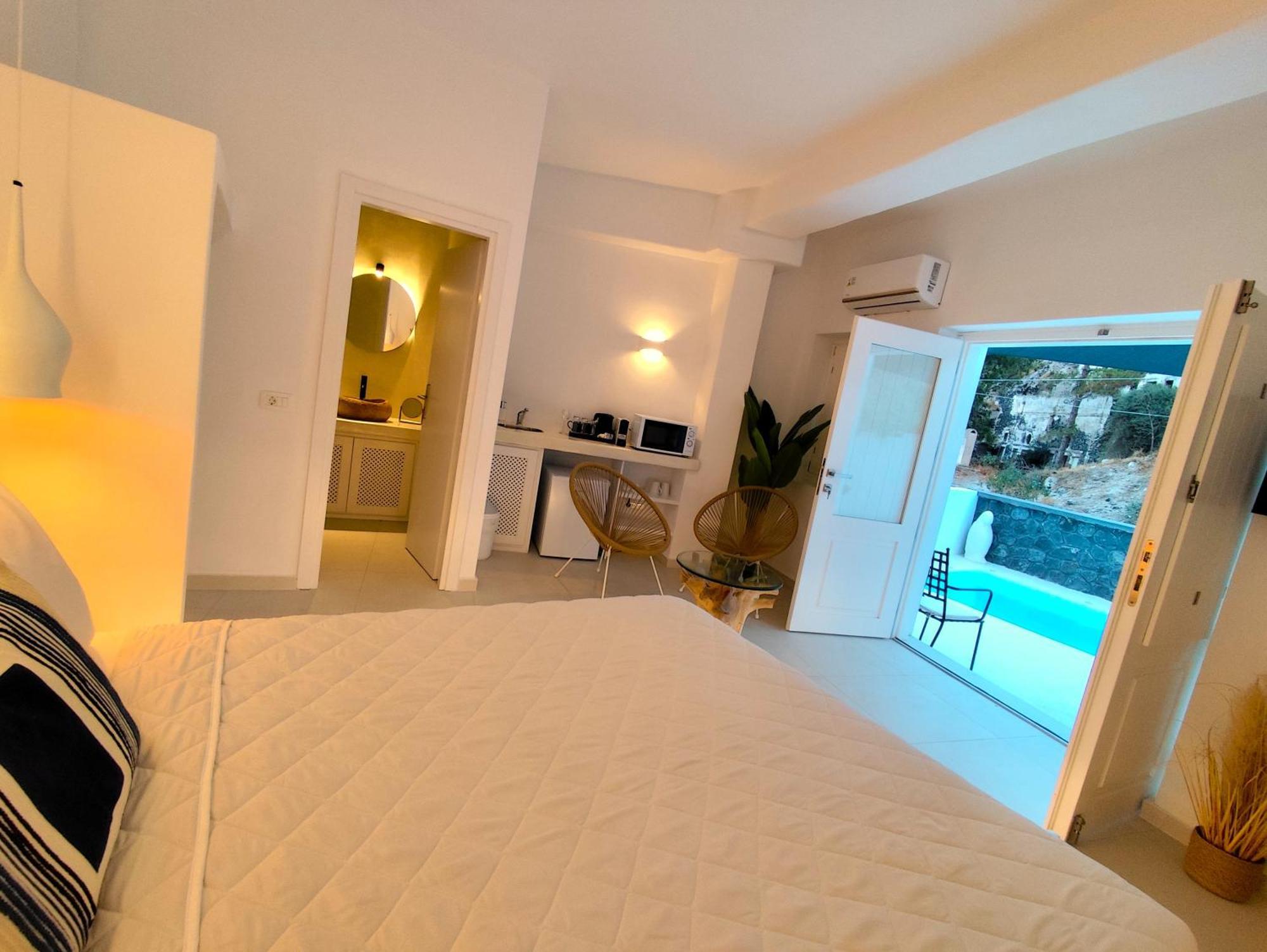 The Magic Luxury Cave Suites Vóthon 外观 照片