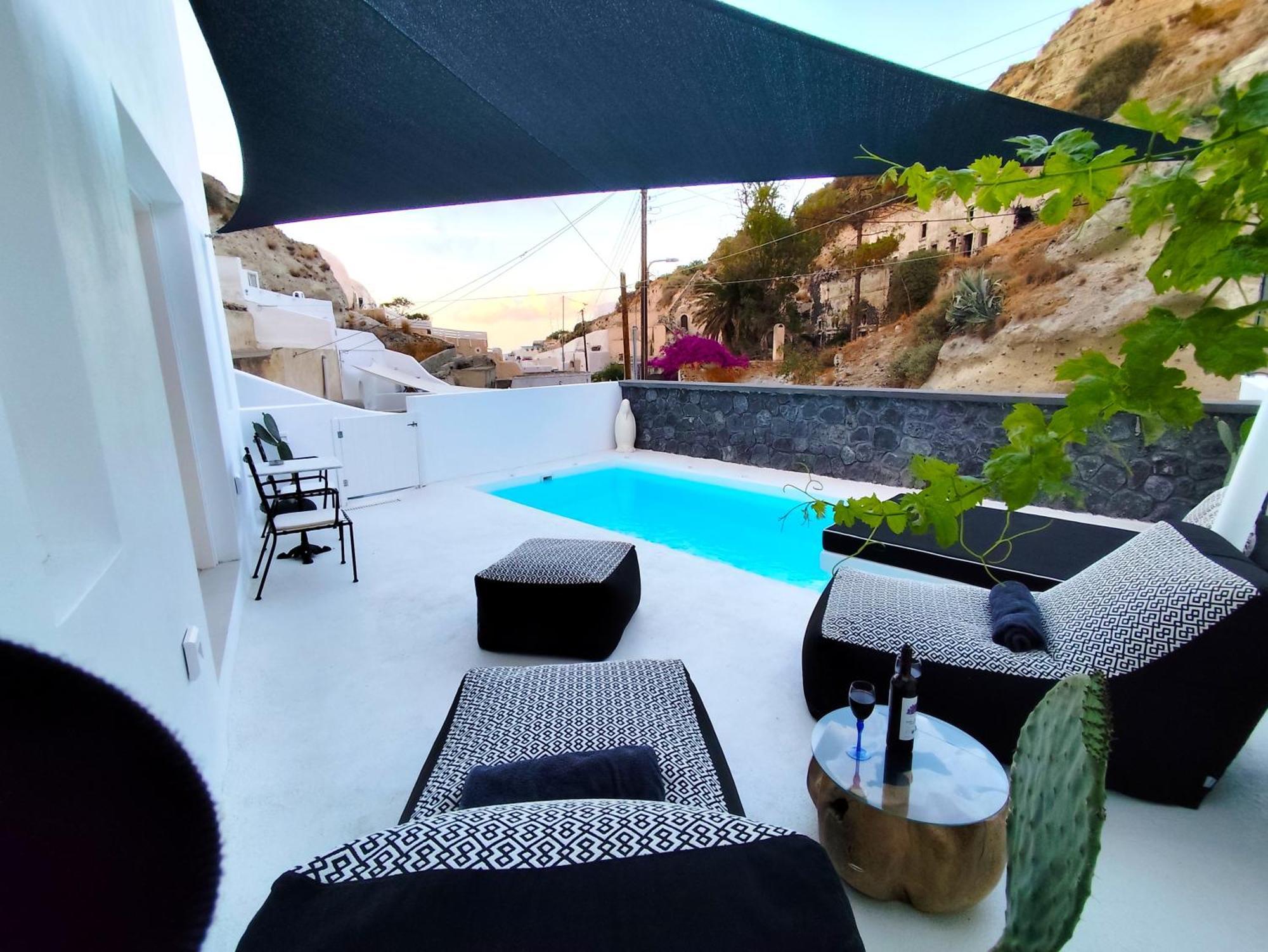 The Magic Luxury Cave Suites Vóthon 外观 照片