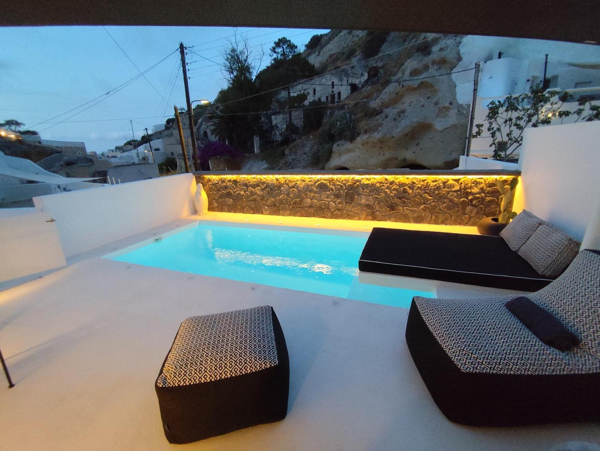 The Magic Luxury Cave Suites Vóthon 外观 照片