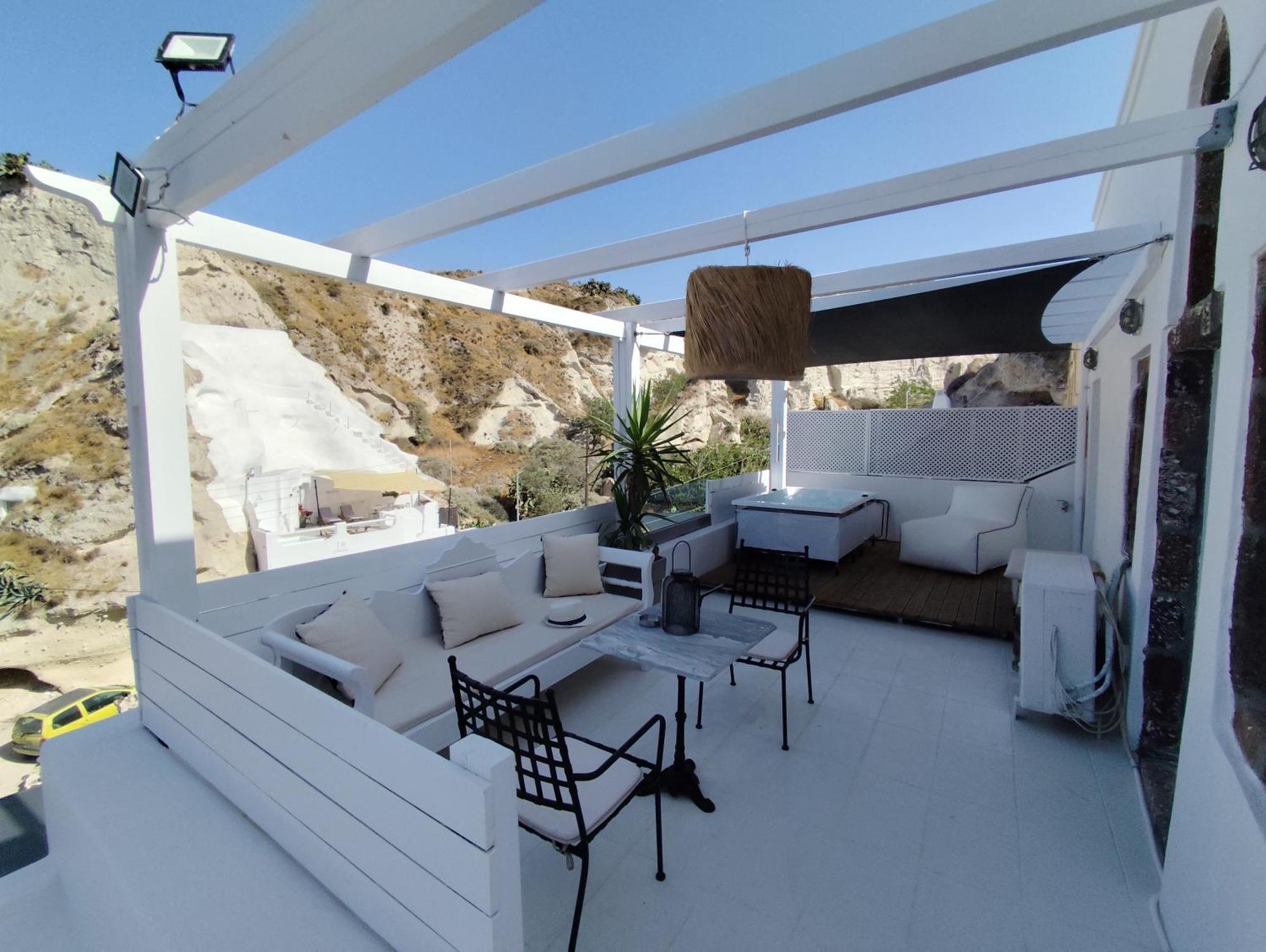 The Magic Luxury Cave Suites Vóthon 外观 照片